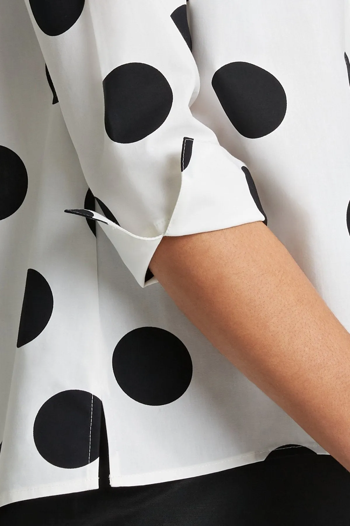 Agnes No Iron Black & White Dot Popover Shirt