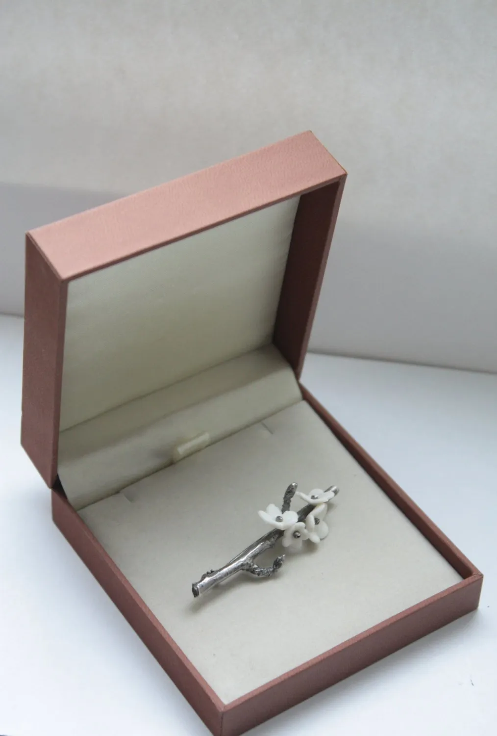 Antique / oxidized solid sterling silver brooch with porcelain flowers - silver twig brooch