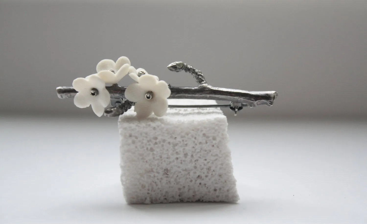 Antique / oxidized solid sterling silver brooch with porcelain flowers - silver twig brooch