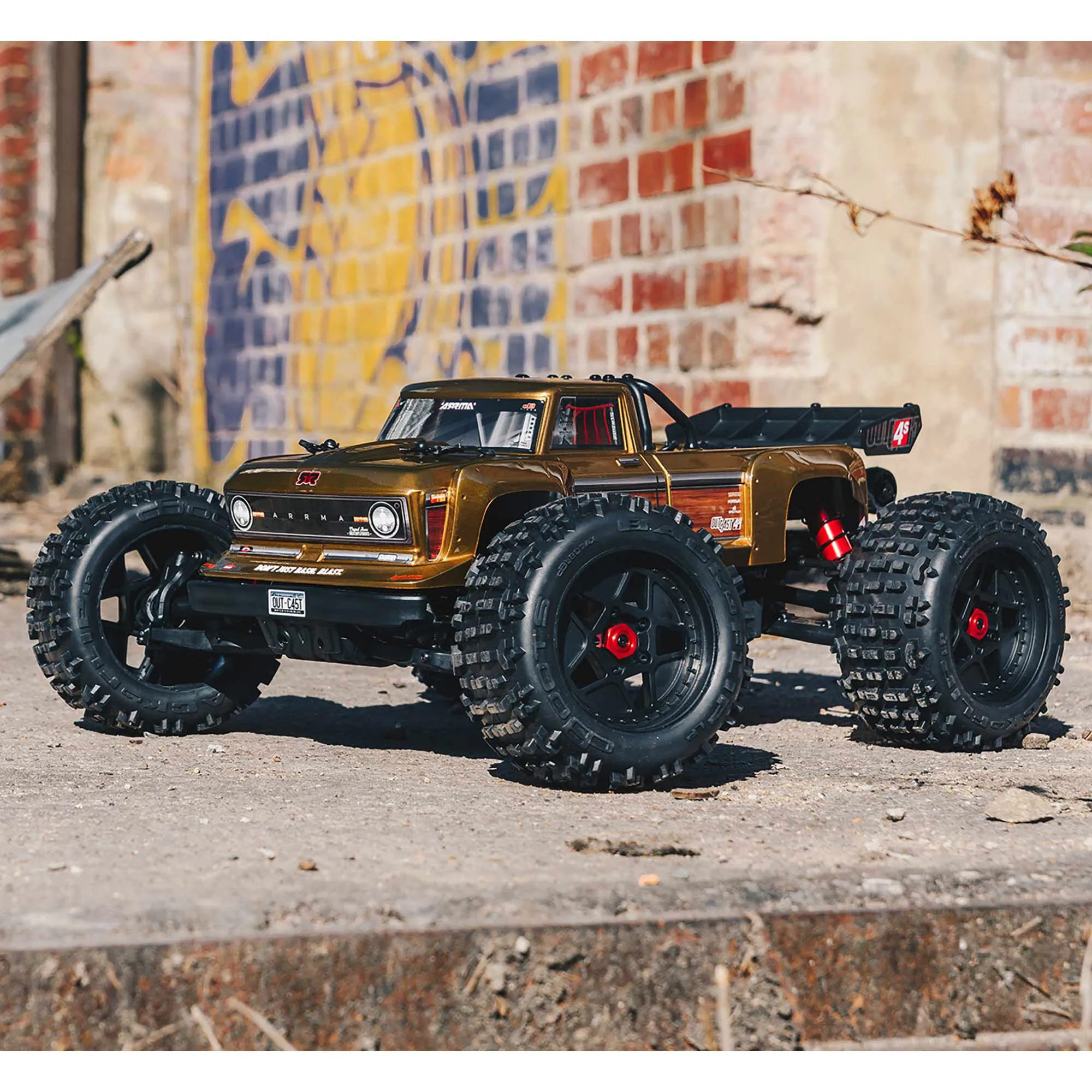 Arrma Outcast 4X4 BLX 1/10 Stunt Truck ARA4410V2