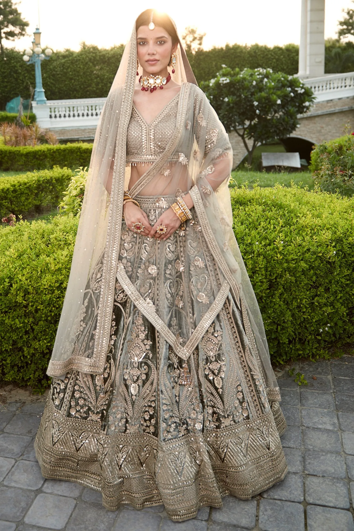 Grey Bridal Velvet Lehenga Set (D277)