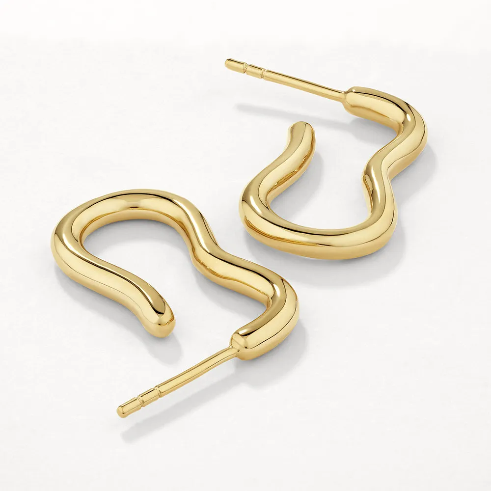 Pinched Paperclip Hoop Stud Earrings in Gold