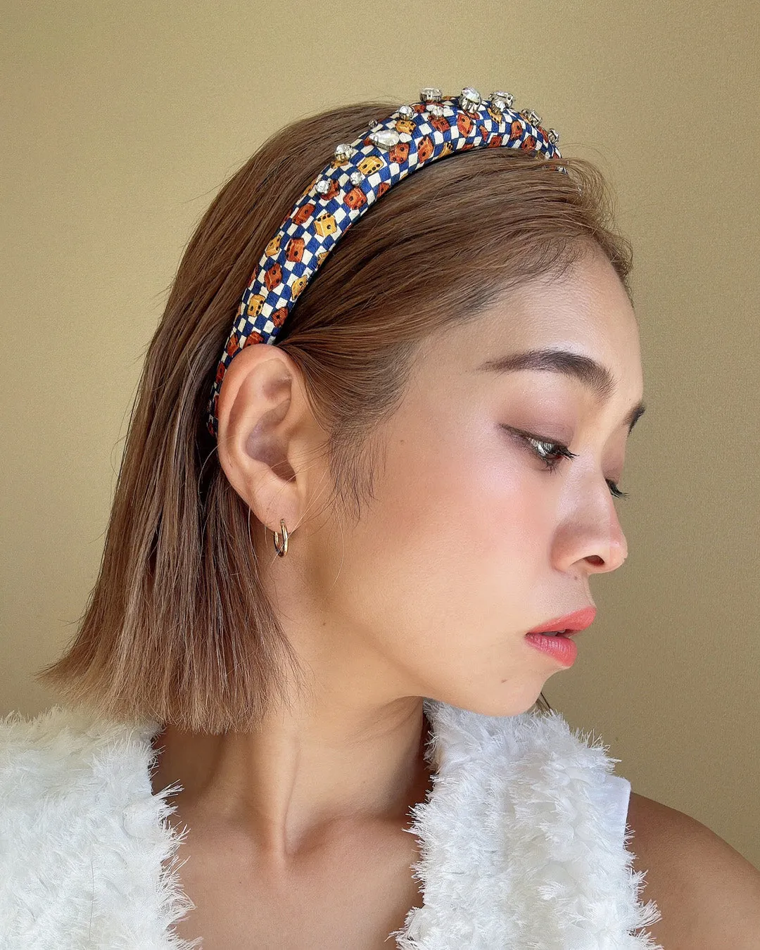Slender Headband White Blue Dice