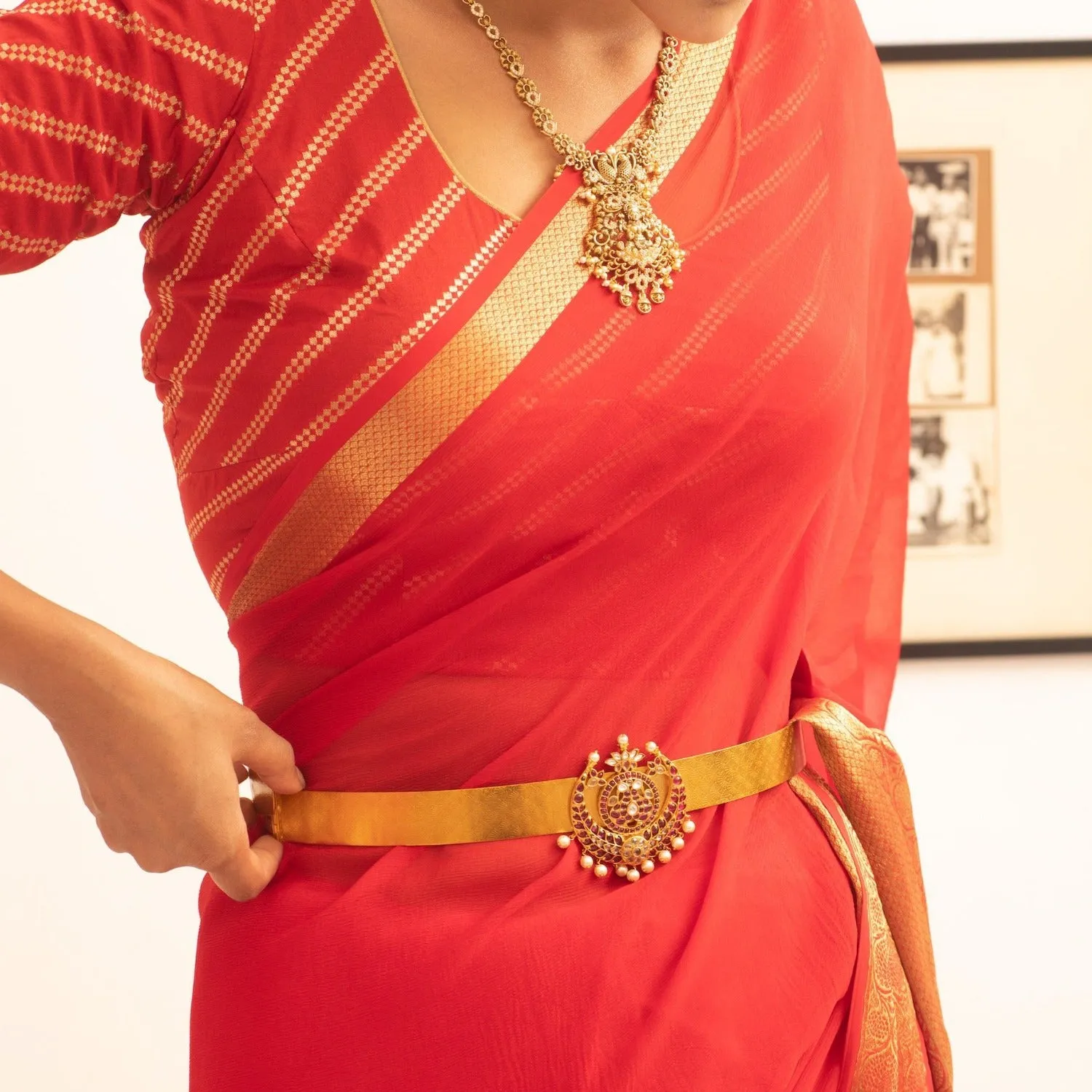 Viha Brooch Antique Waist Belt