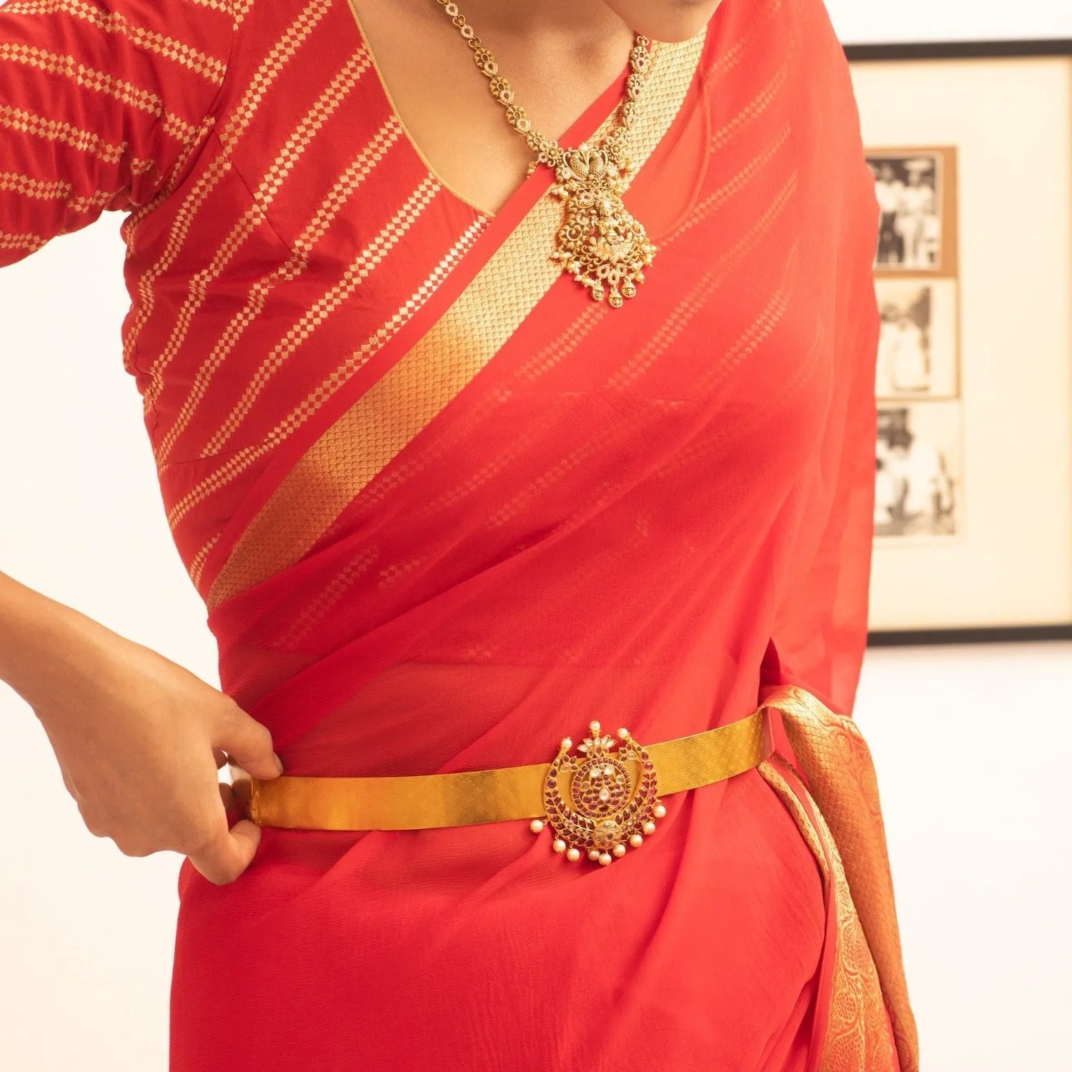 Viha Brooch Antique Waist Belt