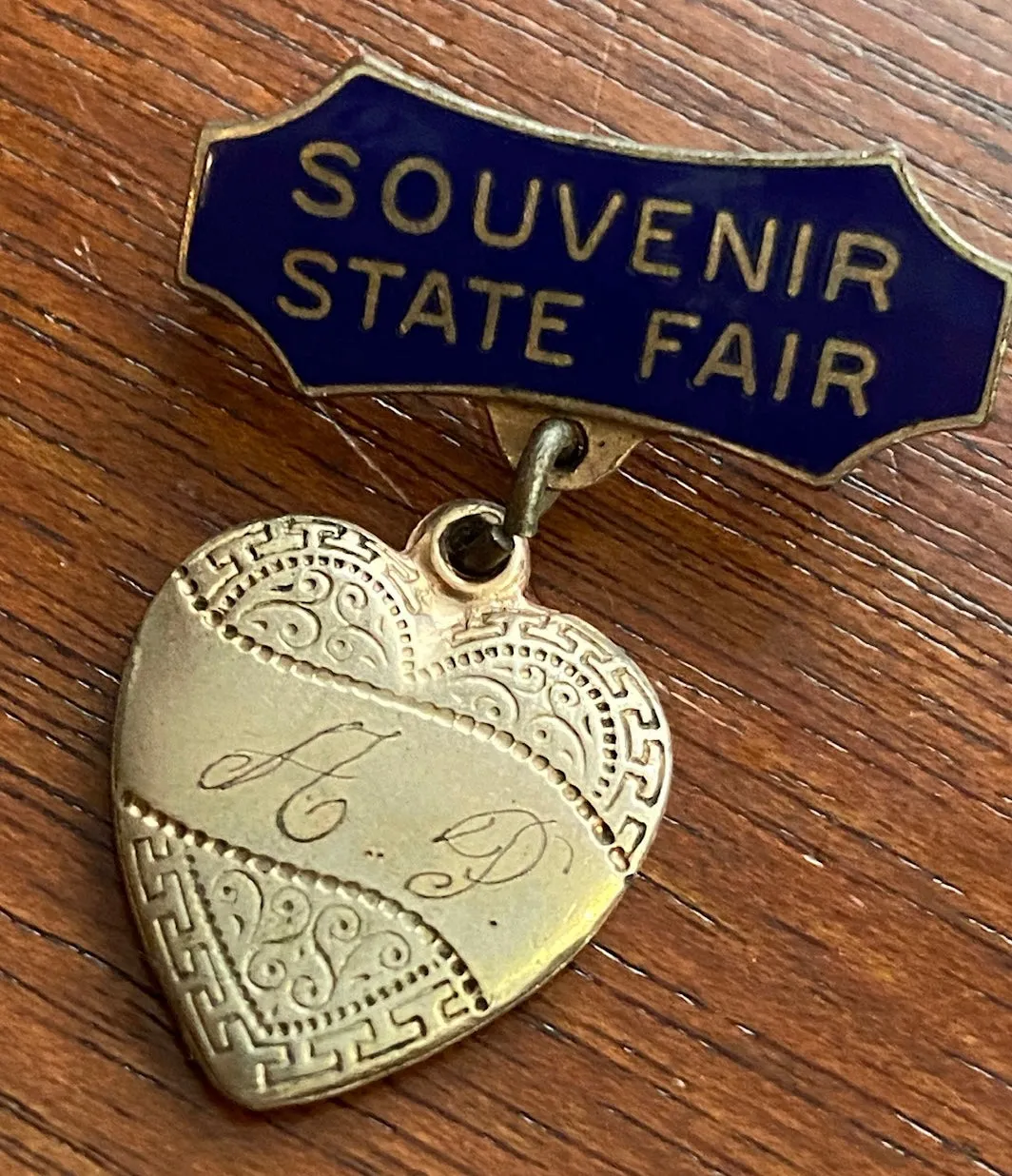 Vintage Antique Gold Filled Enamel Souvenir State Fair Heart Brooch Pin