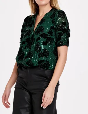 Yazmine Sparkling Lily Top