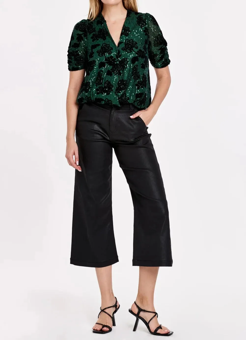 Yazmine Sparkling Lily Top